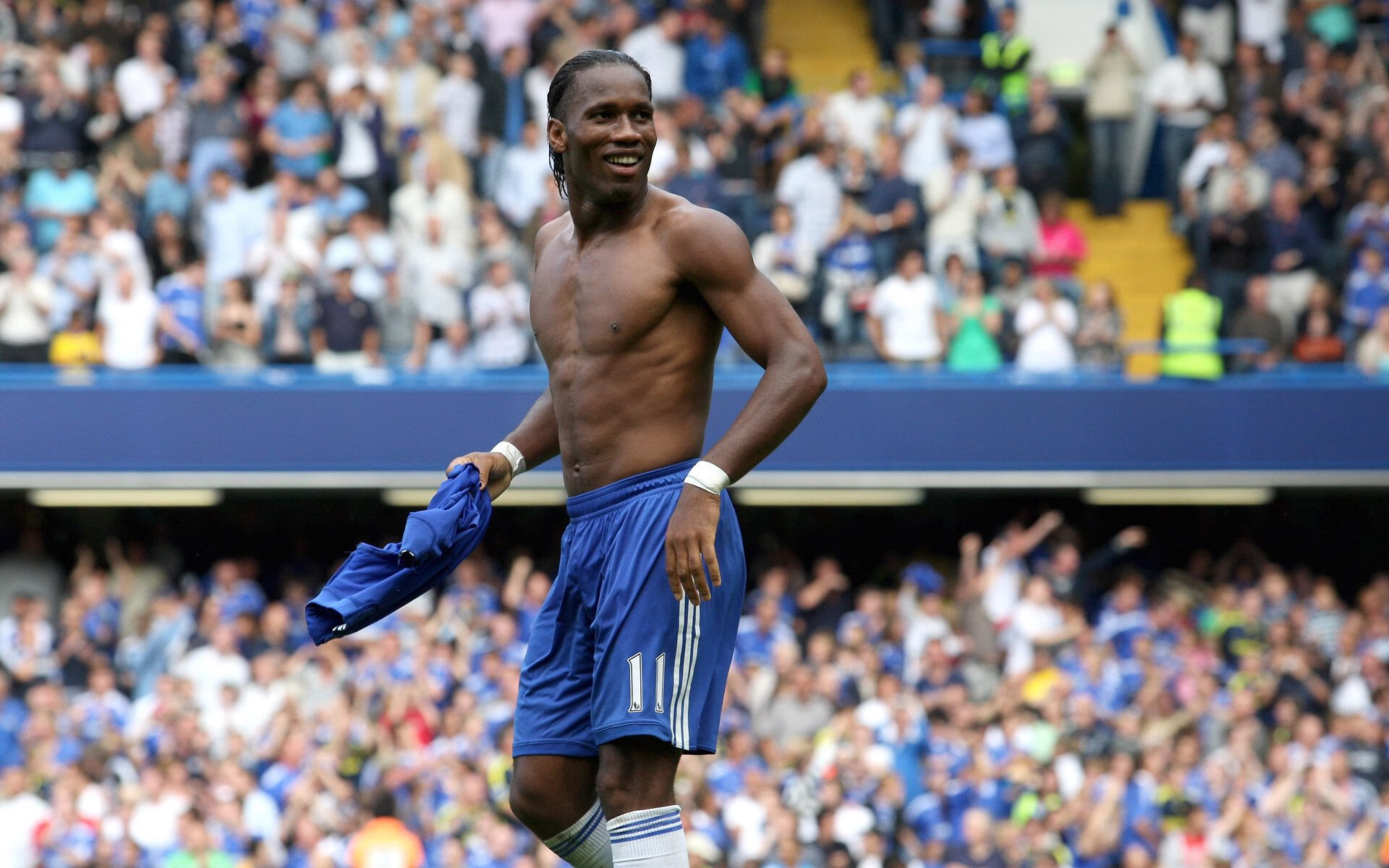 乔·莫伊：全黑队的“铁血战士”，在scrum中毫不退让